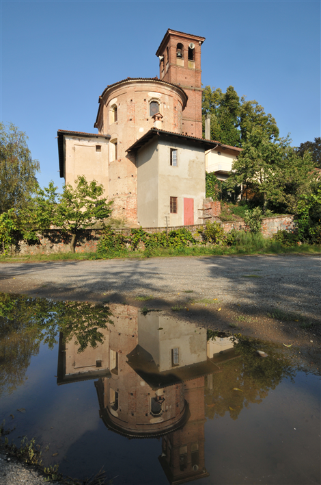 Parrocchia Maria SS. Assunta dal retro