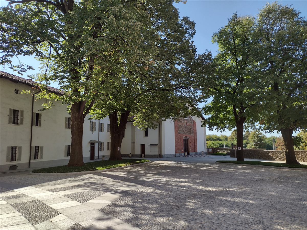 Pza Castello