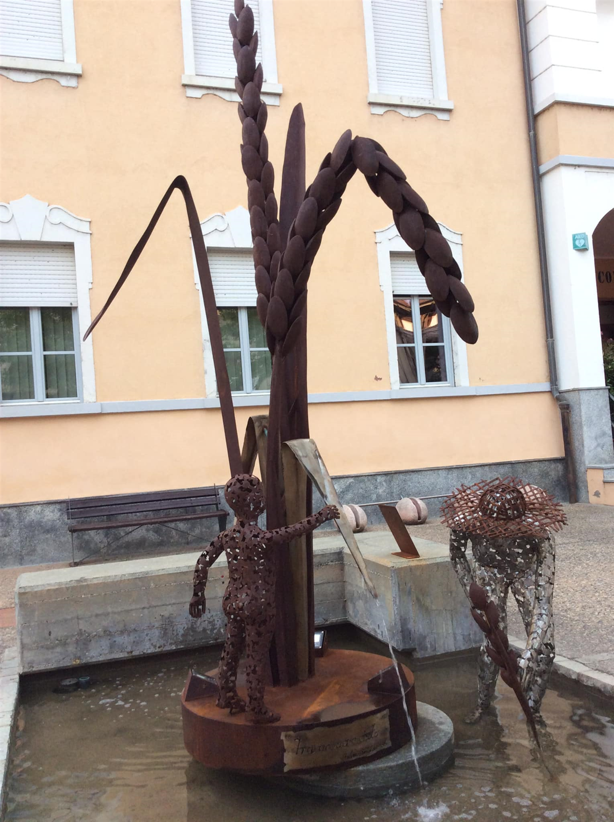Fontana al riso "Tra acqua e cielo"