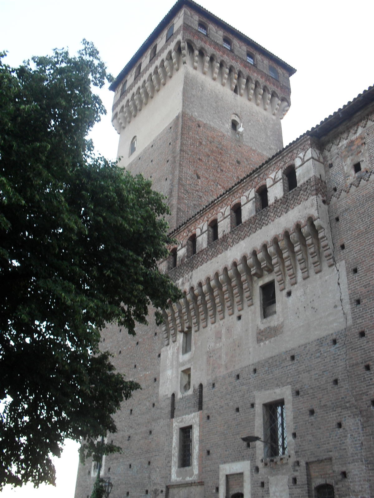 Torre dal cortile interno